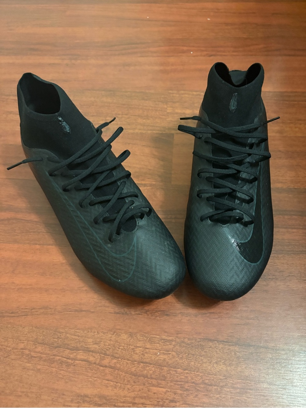 Nike Mercurial Men’s Black High-Top Athletic Cleats